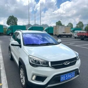 Chery Tiggo 3X Plus 2021 1.5L est un SUV compact essence destiné principalement à un usage urbain et familial.
Il dispose d'un moteur essence atmosphérique 1,5 litre développant 116 ch et 143 Nm, associé aux versions concernées à une boîte automatique CVT à variation continue. Le véhicule est configuré en 5 places et dispose d'une transmission aux roues avant. �
Dongchedi +1t