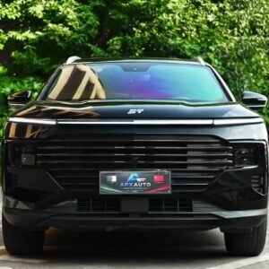 Jetour X70 Plus 2024 1.5T est un SUV familial qui associe un design moderne, un habitacle spacieux et une motorisation essence turbocompressée.Configuration principale : siège Electrique unilateral, Portière Electrique image panaromique a 360 degrés phare à LED . Clés Leg's go.il peut accueillir jusqu'à sept personnes. Son moteur 1.5T développe environ 156 ch et 230 Nm de couple, tandis que certaines versions disposent d'une boîte automatique à double embrayage à six rapports. jusqu'au Port de Dakar